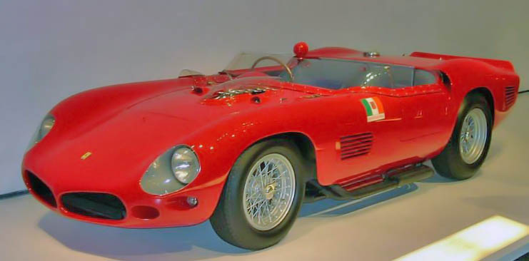 File:1961 Ferrari 250 TR 61 Spyder Fantuzzi 34 left 2.jpg