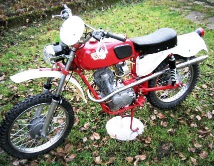 File:1969 Morini Corsaro Regolarità 125 cc.jpg