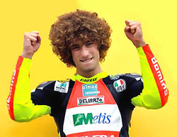 Marco-simoncelli-podio.jpg
